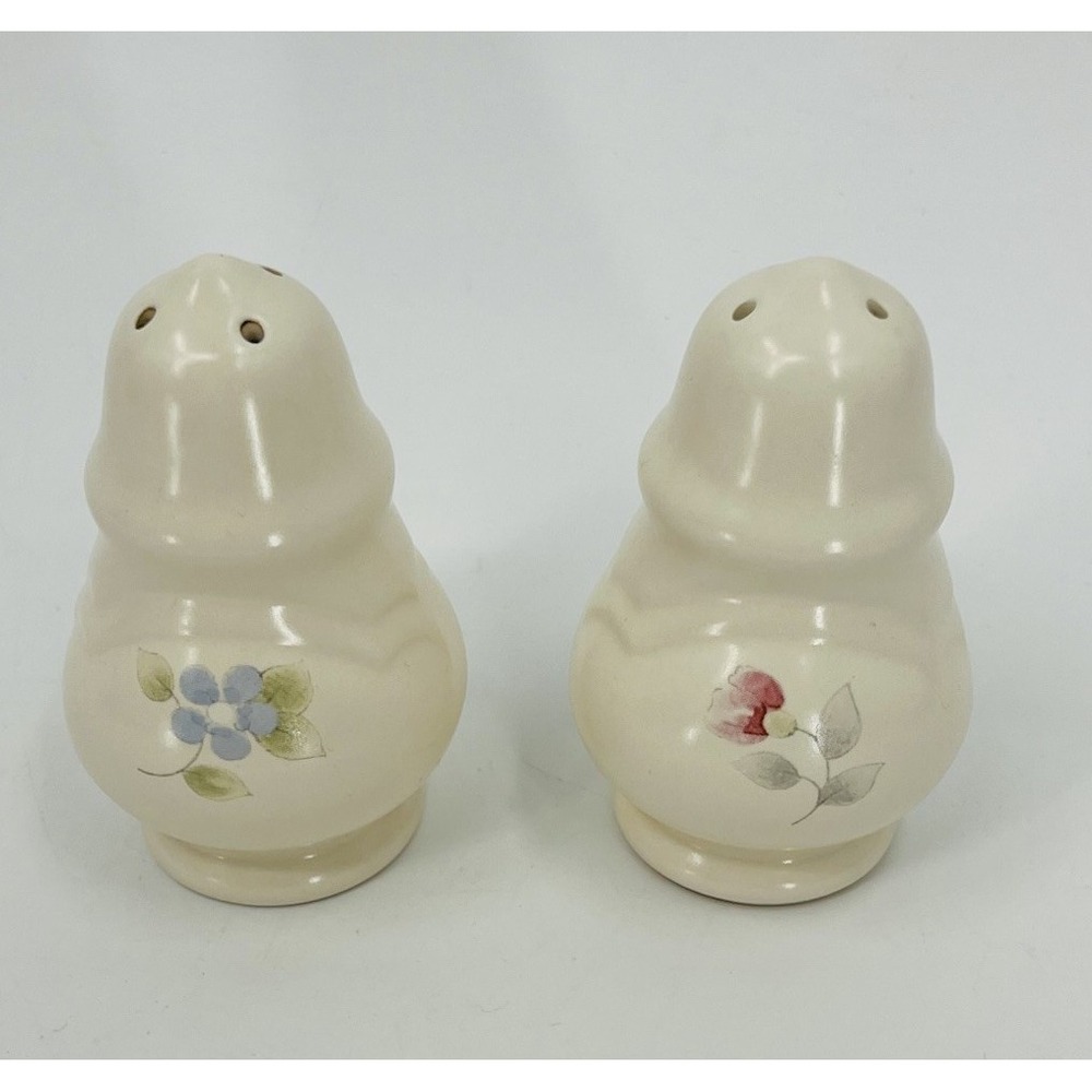 Vintage Pfaltzgraff Tea Rose Salt and Pepper Shakers